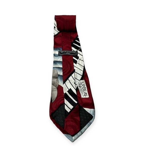 Windsor Upbeat Men’s Silk Tie Piano & Saxophone Pattern - Picture 3 of 5